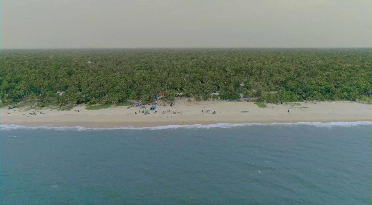 Marari Praise Beach Front Homestay Mararikulam Exterior photo